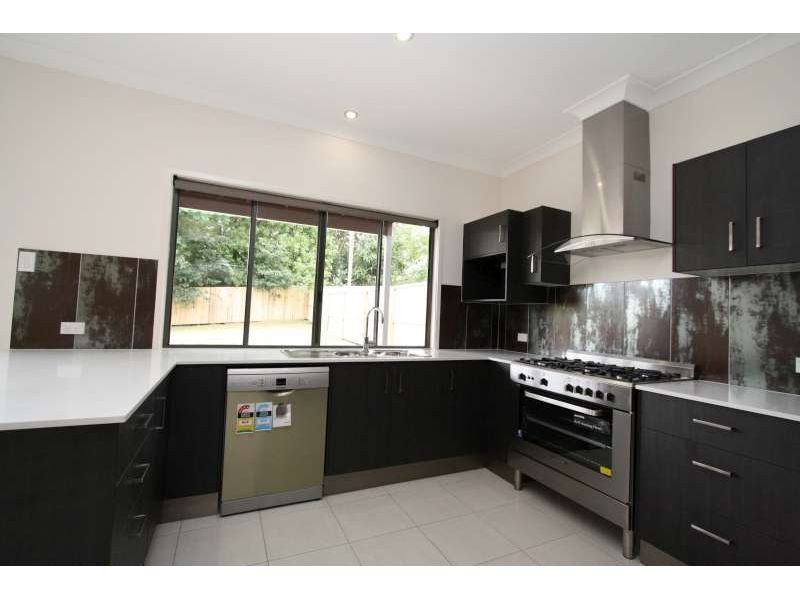 76 Stanley Road, Camp Hill QLD 4152