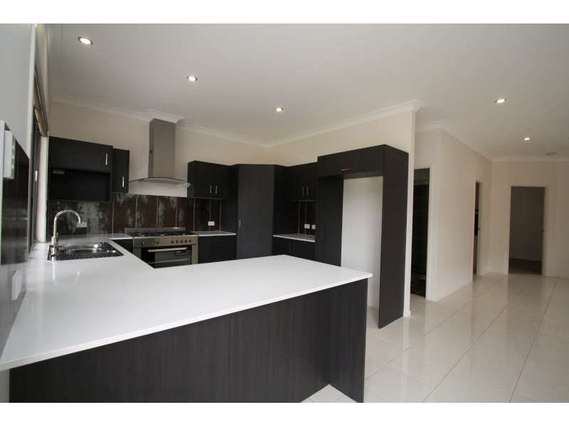 76 Stanley Road, Camp Hill QLD 4152