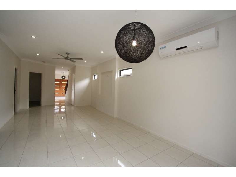 76 Stanley Road, Camp Hill QLD 4152