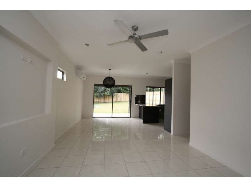 76 Stanley Road, Camp Hill QLD 4152