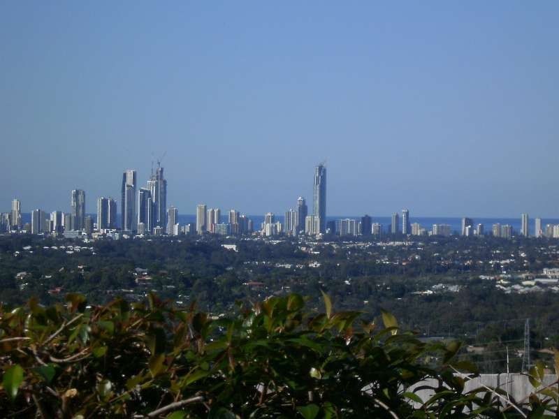 2 Ridgeline Way, Highland Park QLD 4211