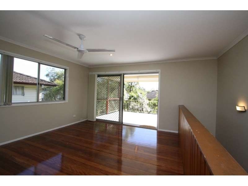 37 Onyx Street, Keperra QLD 4054