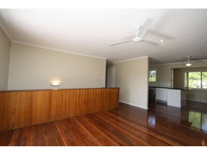 37 Onyx Street, Keperra QLD 4054