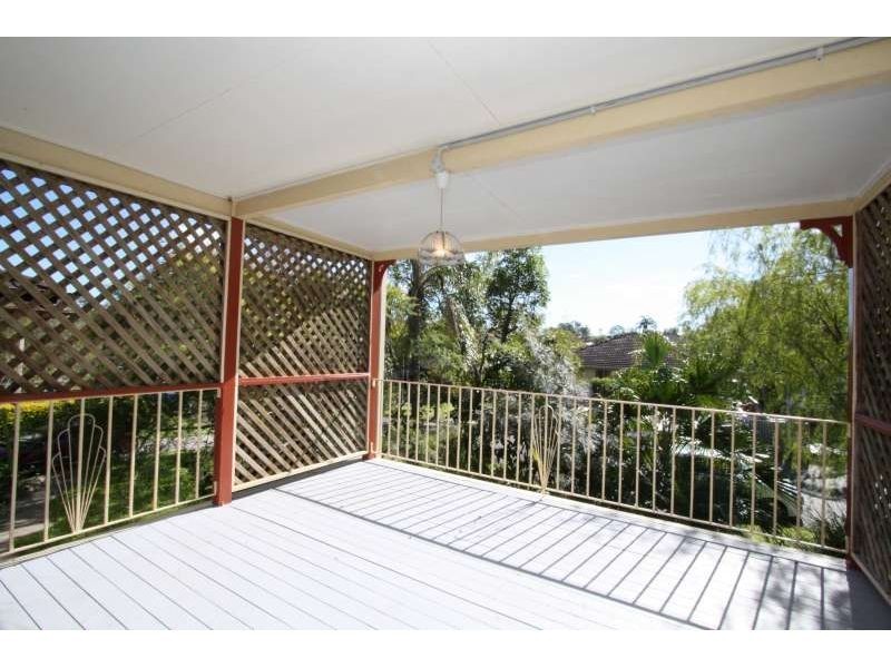 37 Onyx Street, Keperra QLD 4054