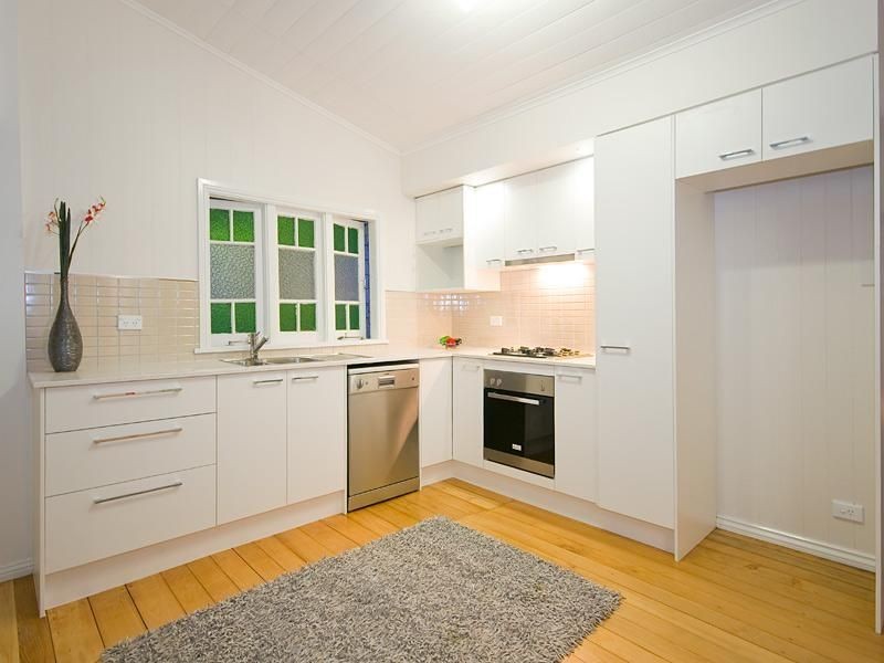 36 Peach Street, Greenslopes QLD 4120
