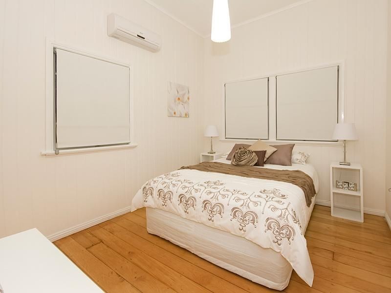 36 Peach Street, Greenslopes QLD 4120