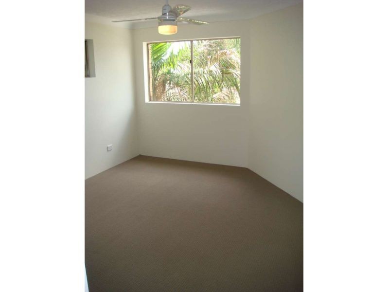 3, 28 Sykes Street, Southport QLD 4215