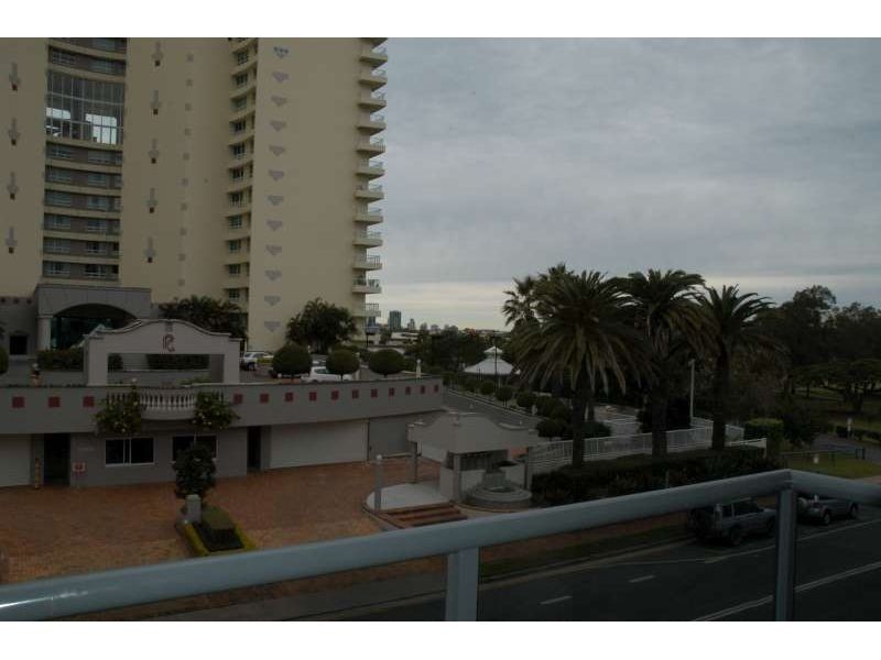 419, 1 Aqua Street, Southport QLD 4215