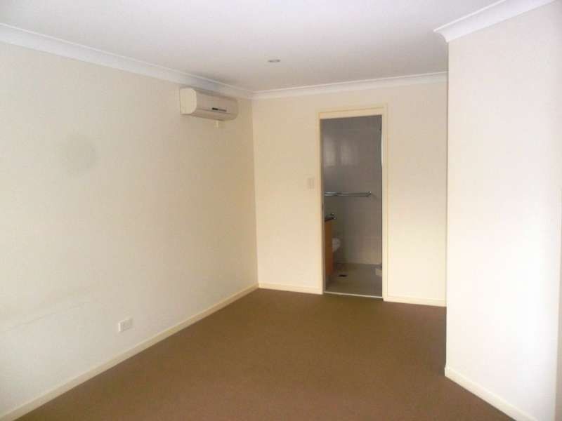 18 Yulia Street, Coombabah QLD 4216