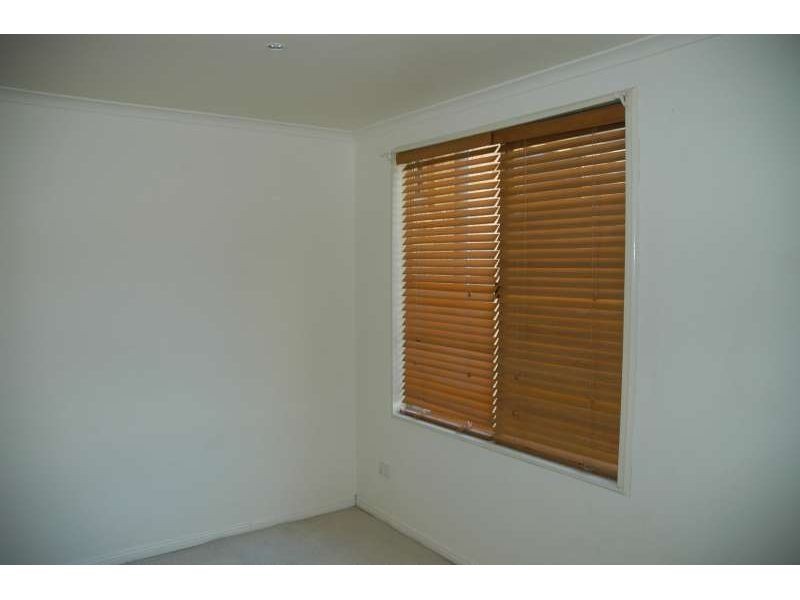 165 Government Road, Labrador QLD 4215