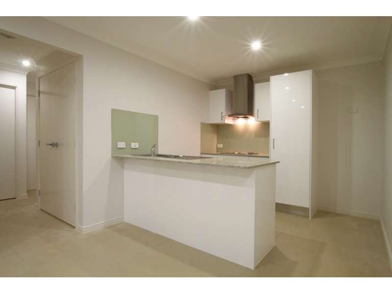 2, 5 Reichman Street, Caboolture QLD 4510