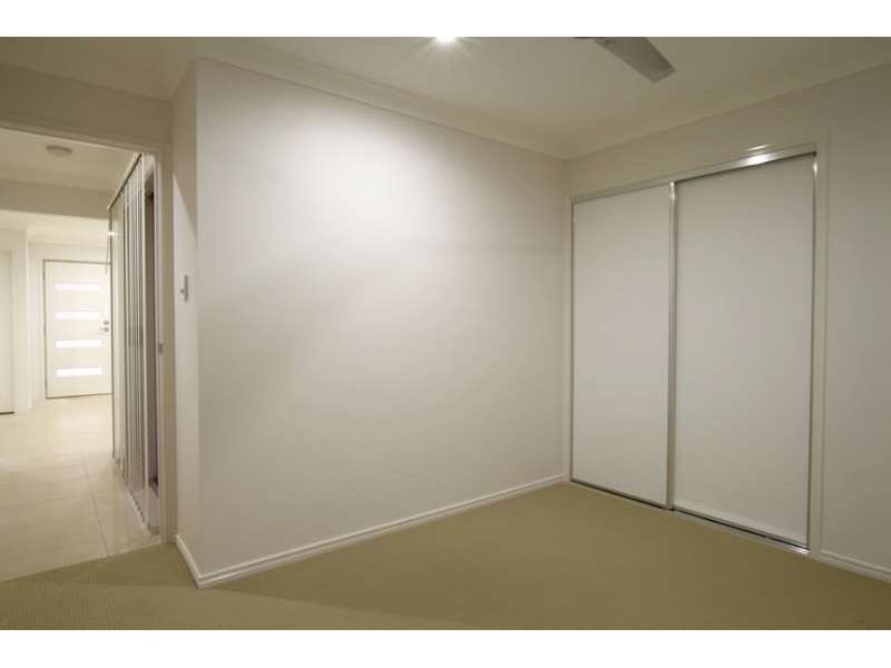 2, 5 Reichman Street, Caboolture QLD 4510