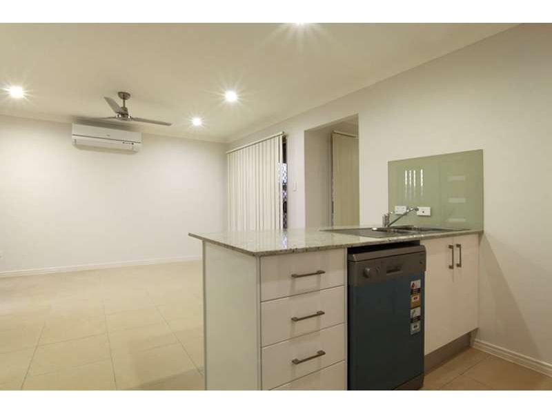 2, 5 Reichman Street, Caboolture QLD 4510