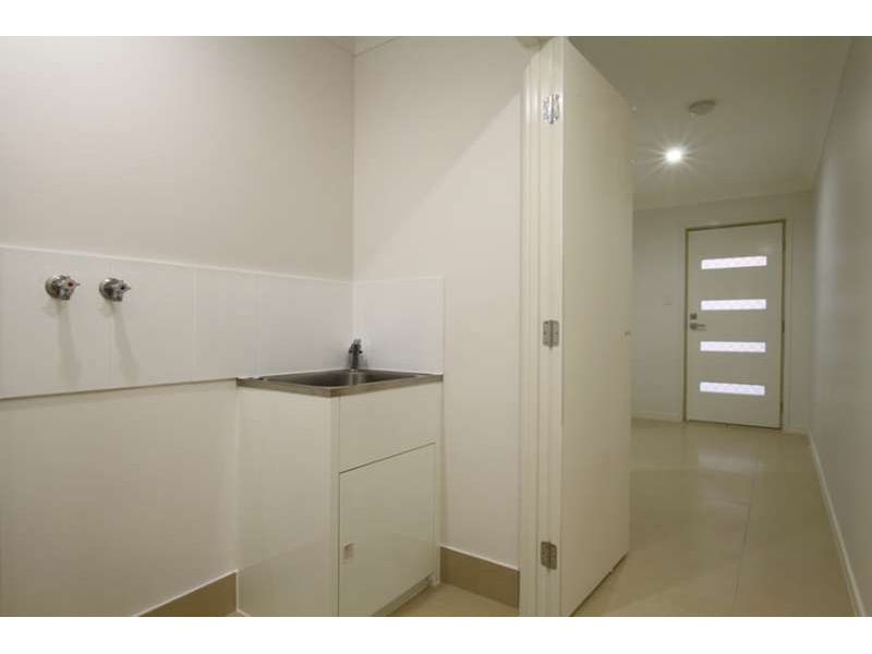 1, 5 Reichman Street, Caboolture QLD 4510