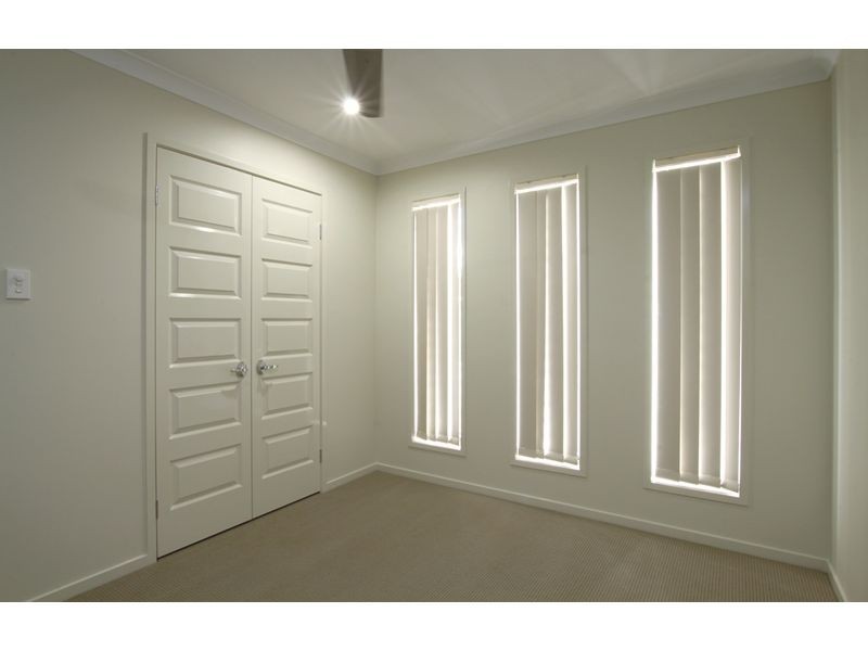 38 Diane Parade, Kallangur QLD 4503