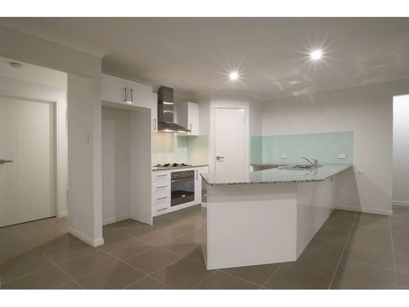 31 Newmarket Drive, Morayfield QLD 4506