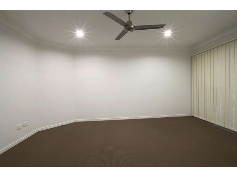 31 Newmarket Drive, Morayfield QLD 4506