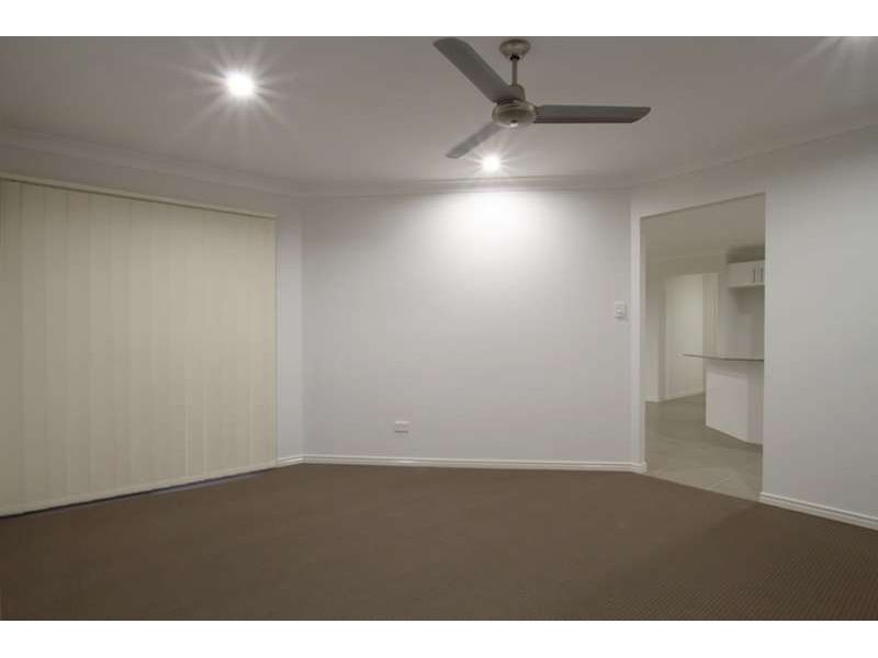 31 Newmarket Drive, Morayfield QLD 4506