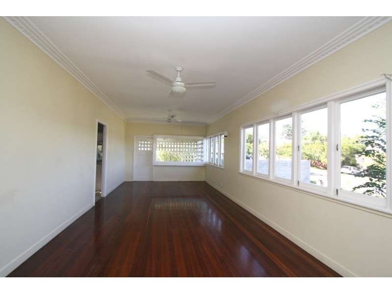 259 Ferguson Road, Seven Hills QLD 4170