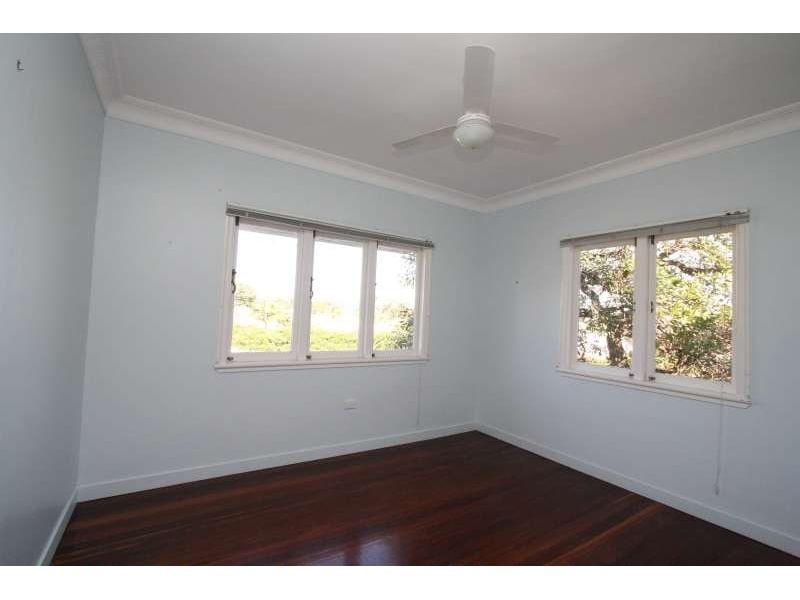 259 Ferguson Road, Seven Hills QLD 4170