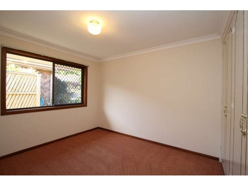 96 Kilmorey Street, Carindale QLD 4152