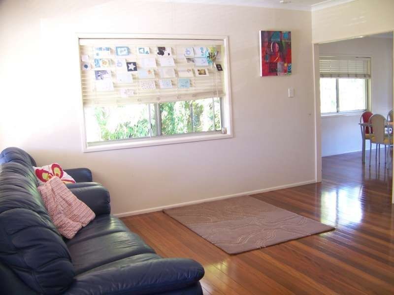 5 Aruma Street, Holland Park West QLD 4121