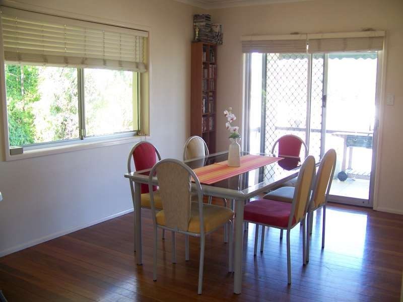 5 Aruma Street, Holland Park West QLD 4121