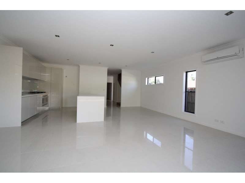 18 Jersey Street, Morningside QLD 4170