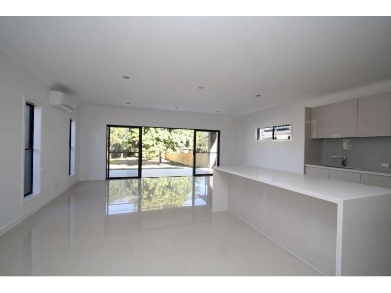 18 Jersey Street, Morningside QLD 4170