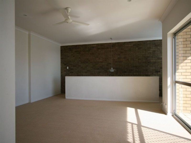 4, 427  Esplanade, Manly QLD 4179