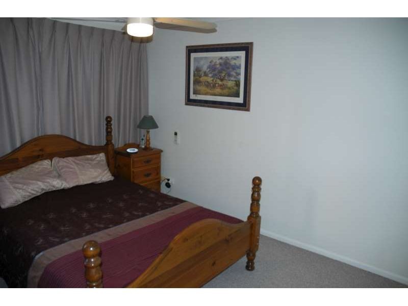 3, 181 Cypress Terrace, Palm Beach QLD 4221