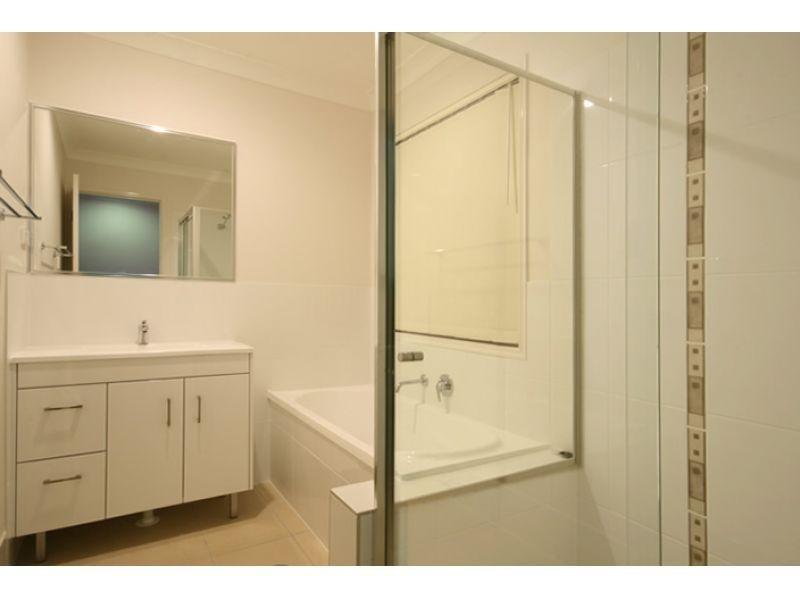 1, 1 Wilton Court, Morayfield QLD 4506