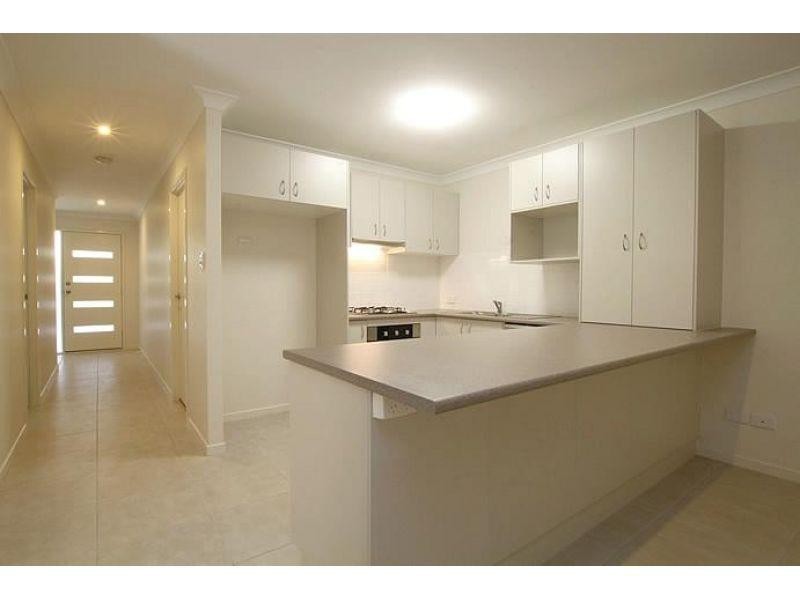 1/12 Budgerigar Street, Upper Kedron QLD 4055