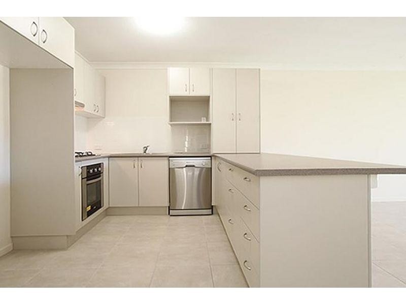 1/12 Budgerigar Street, Upper Kedron QLD 4055