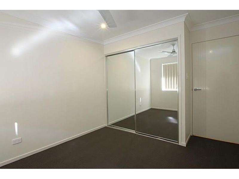 1/12 Budgerigar Street, Upper Kedron QLD 4055