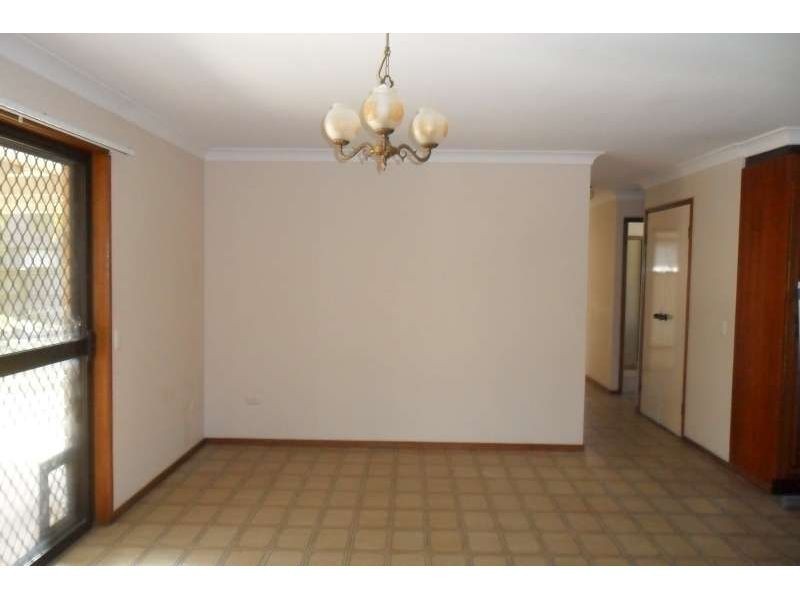 26 Chateau Street, Calamvale QLD 4116