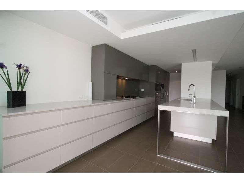 221/90 Wynnum Road, Norman Park QLD 4170