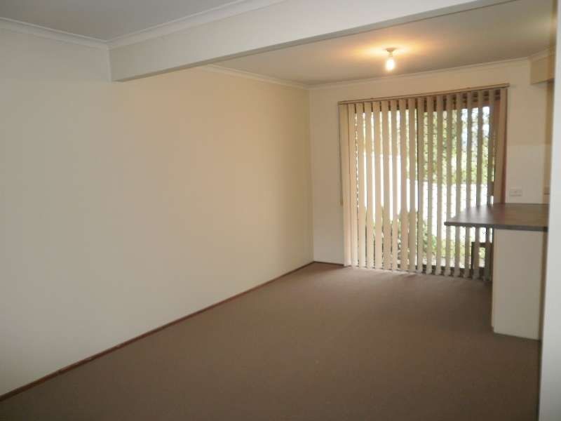 2, 31 Corunna Crescent, Ashmore QLD 4214