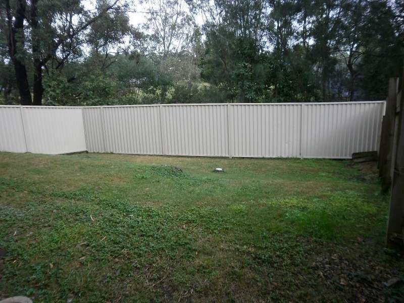 2, 31 Corunna Crescent, Ashmore QLD 4214