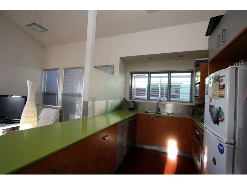 25b Hipwood Street, Norman Park QLD 4170