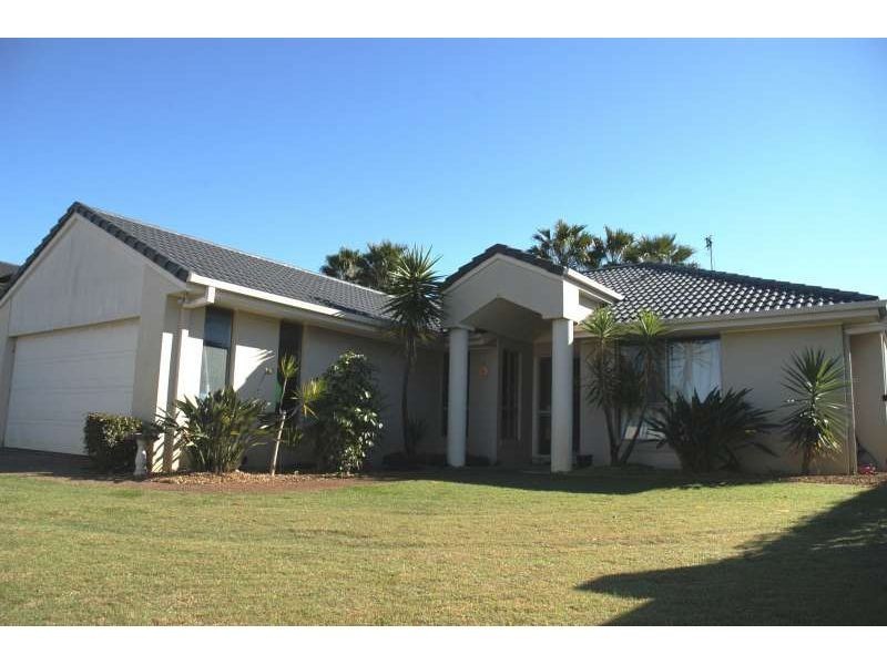 42A Sickle Avenue, Hope Island QLD 4212