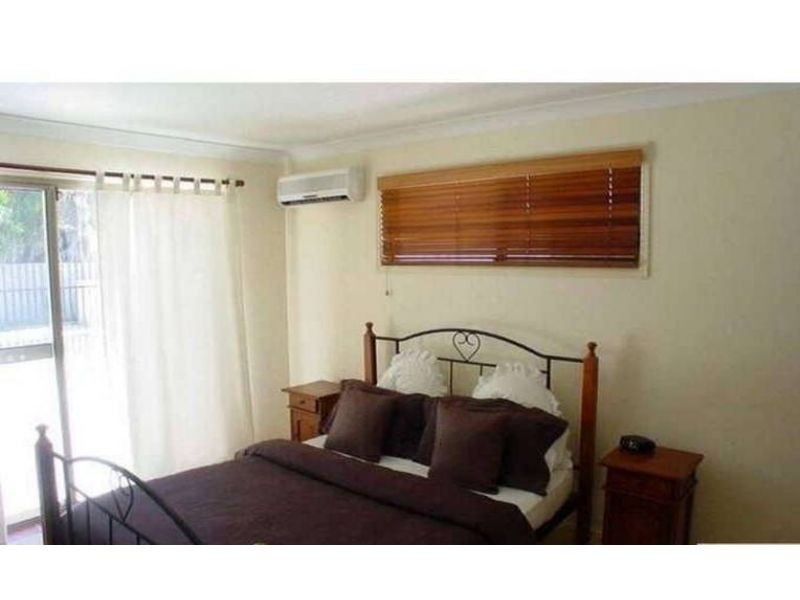 42A Sickle Avenue, Hope Island QLD 4212