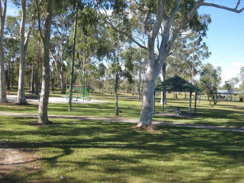 2, 7 Hancock Street, Caboolture QLD 4510