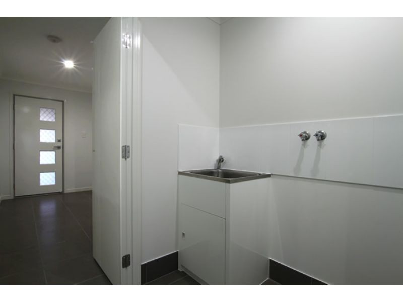 1, 7 Hancock Street, Caboolture QLD 4510