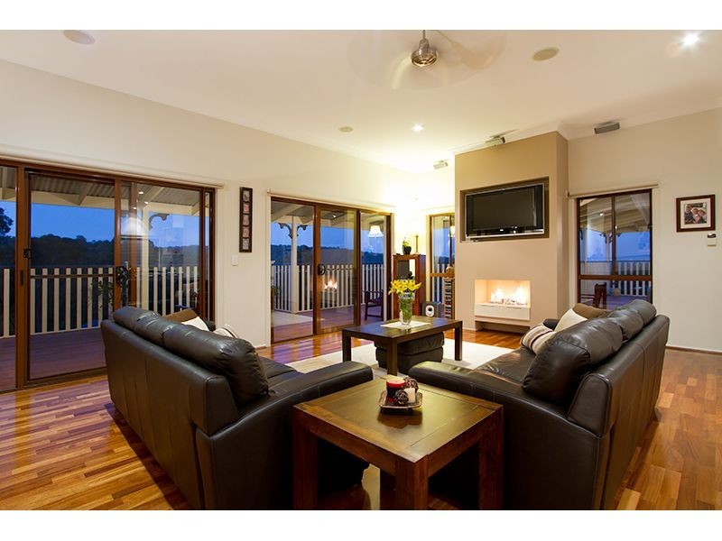 27 Byfield Court, Nerang QLD 4211
