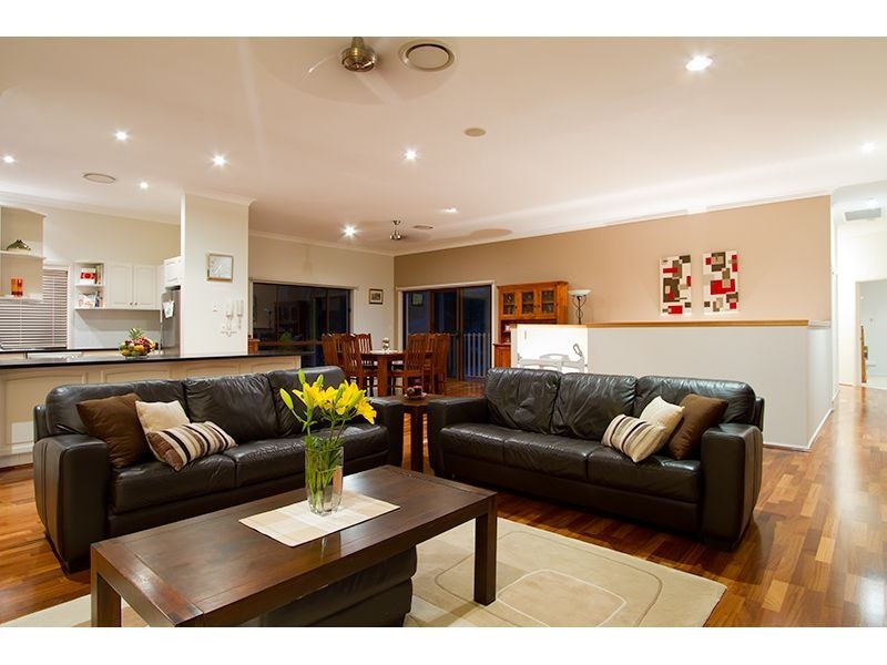 27 Byfield Court, Nerang QLD 4211