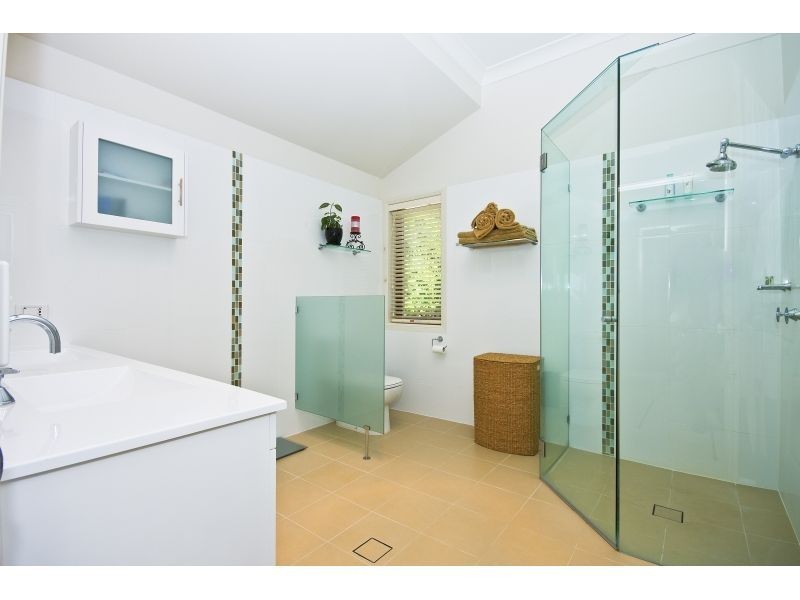 27 Byfield Court, Nerang QLD 4211