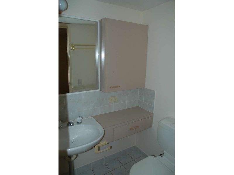 11, 124 Queen Street, Southport QLD 4215