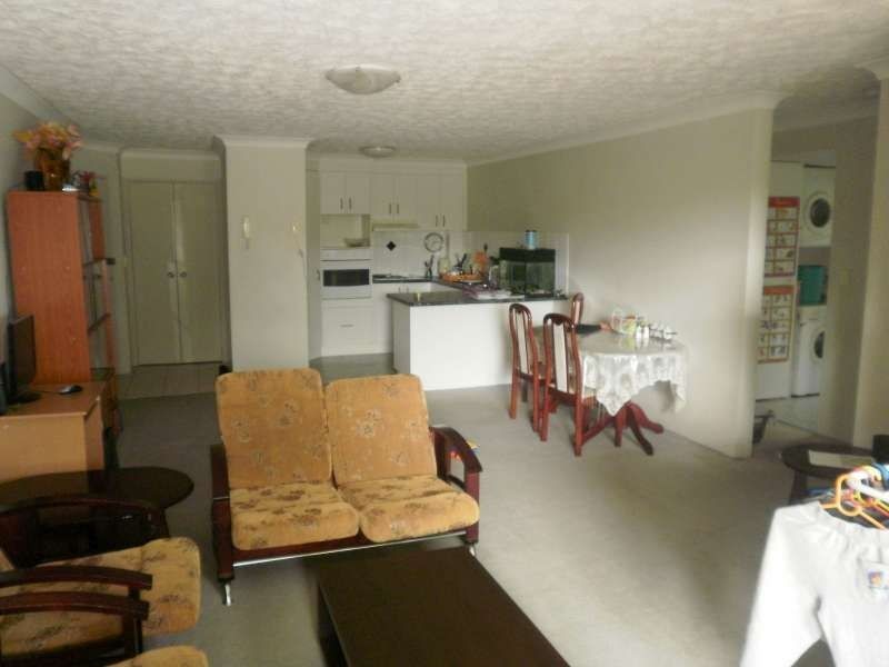 5, 28 Sykes Street, Southport QLD 4215