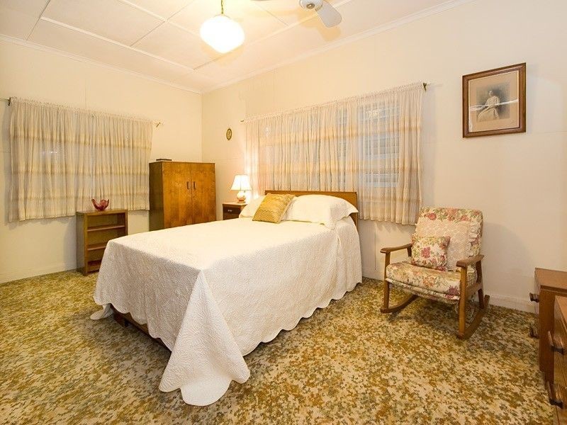 53 Raby Road, Coorparoo QLD 4151